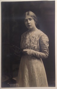 Sylvia Pankhurst_TWLPostcardBox1.7Jcc.0.01.42